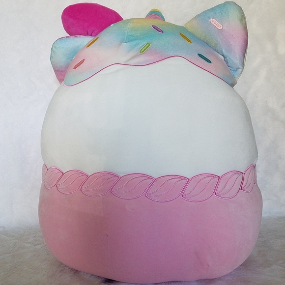 Hello Kitty Squishmallow/Hello Kitty Ice Cream Cupcake Unicorn - Picture 5 of 12